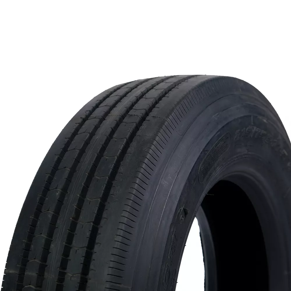 Грузовая шина 215/75 R17,5 Long March LM-216 16PR в Туринске